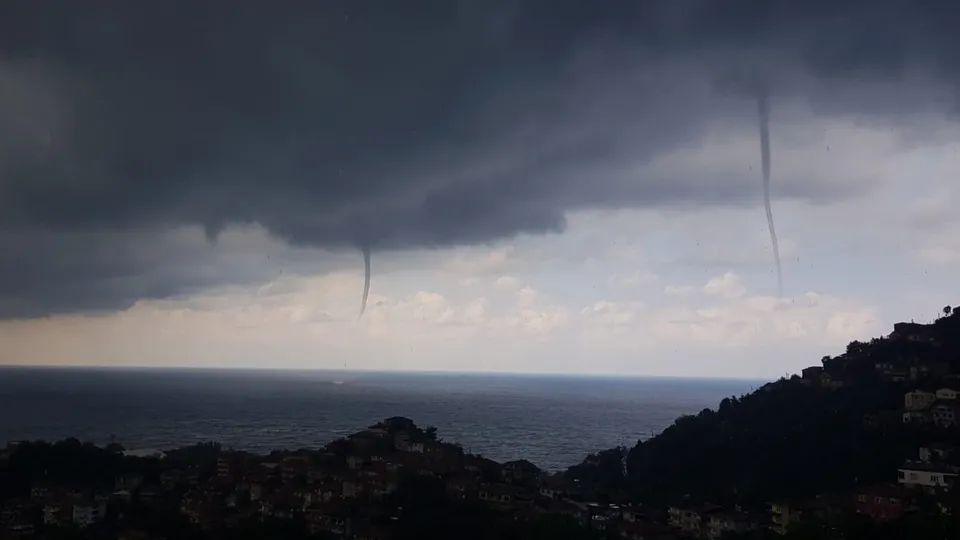 Zonguldak'ta panik anları! Gören telefonuna sarıldı