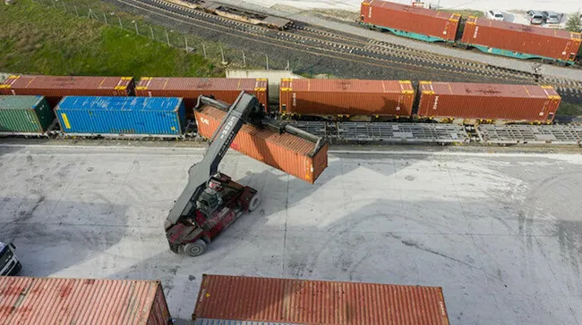 Türkiye'den Çin'e gidecek ilk ihracat treninin Halkalı'da durduğunu iddia eden Özlem Gürses özür dilemedi! - 4