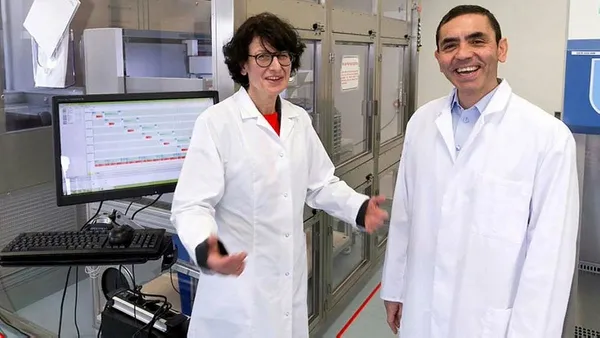 Uğur Şahin ve Özlem Türeci’nin kanser aşısının ilk sonuçları başarılı | Kanser aşısı için umutlar arttı