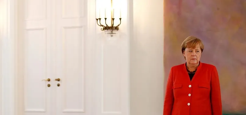 Merkel kendi etti kendi buldu