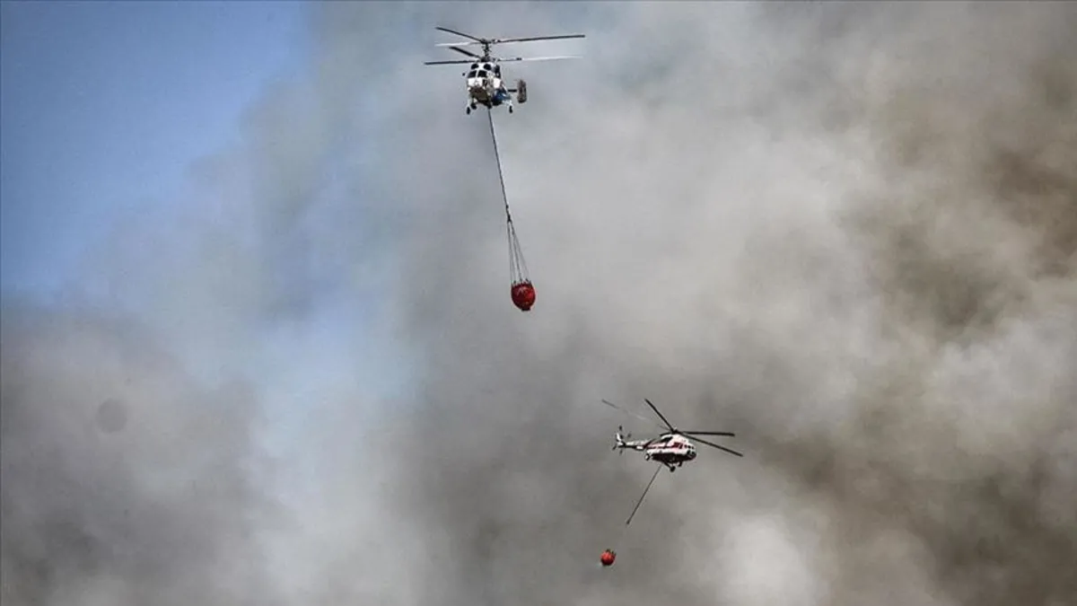 Yeşil vatanı savunuyorlar! Helikopterle yangınların seyrini değiştiriyorlar