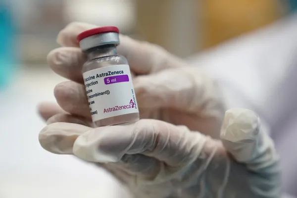 astrazeneca-koronavirus-asisinin-yeni-yan-etkisi-kesfedildi-1624432899520.jpg Son dakika: AstraZeneca koronavirüs aşısının yeni yan etkisi keşfedildi - 8