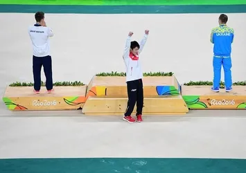 Japonya'ya bir madalyada Kohei Uchimura'dan!