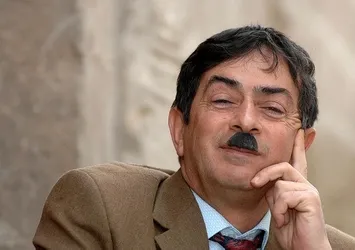 Turan Özdemir babasının yanına defnedilecek