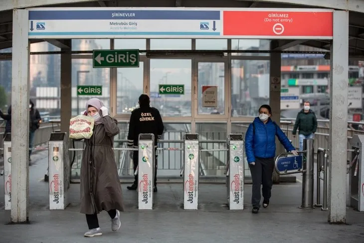 İstanbul’da toplu taşımada maskeli dönem başladı
