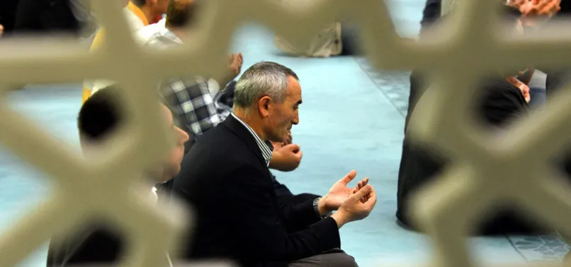 Miraç Kandili ne zaman, hangi gün? 2022 Miraç Kandili'nde oruç tutulur mu? Miraç gecesi tarihi...