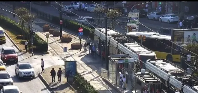 İstanbul Fındıklı’da tramvay ve İETT otobüsü çarpıştı