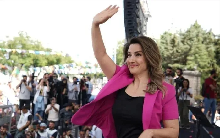 Başkan Erdoğan gençlerle buluştu! CHP'deki para kuleleri skandalı: Balya balya paralar Kandil'e kadar gidiyor - 13