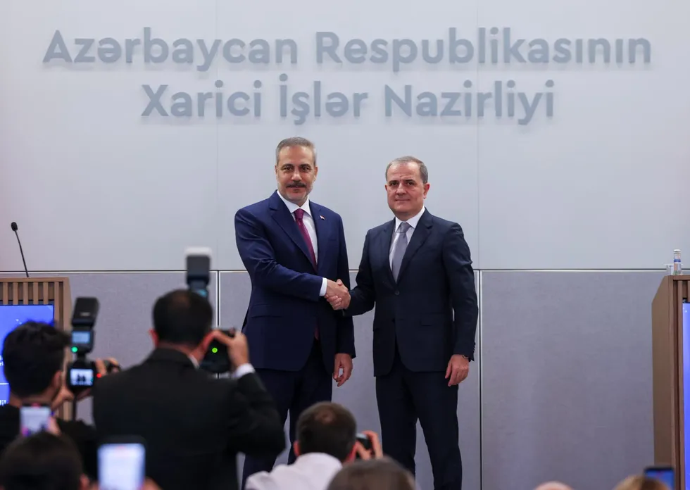 bakan-fidandan-bakude-kritik-mesaj-karadeniz-savasin-disinda-tutulmali-1789482717014.jpg Bakan Fidan'dan Bakü'de kritik mesaj! Karadeniz savaşın dışında tutulmalı - 5