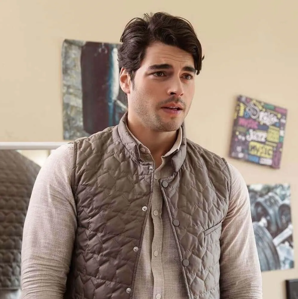 Hercai dizisinin Miran Aslanbey'i Akın Akınözü milyonları ...