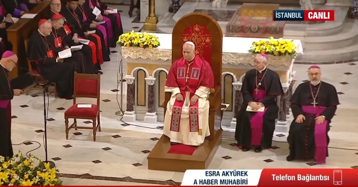 14. Papa Leo a Saint Esprit Katedrali'nde