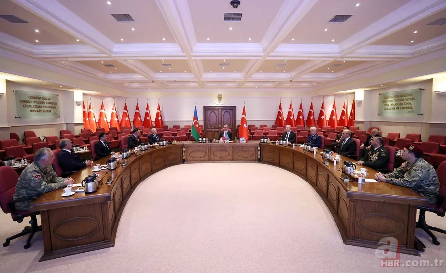 Bakan Hulusi Akar'dan Azerbaycan açıklaması: İki devlet tek milleti! Biz buna tüm kalbimizle inanıyoruz 5