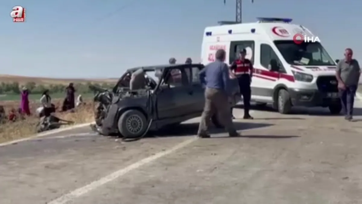 Ankara'da iki araç kafa kafaya çarpıştı