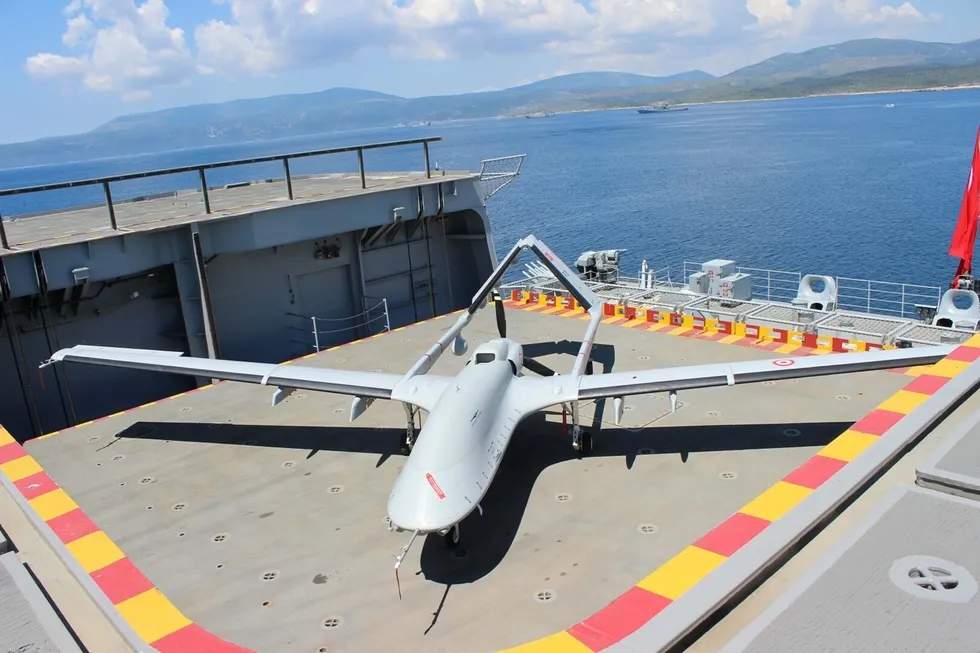 EFES-2026 tatbikatı! Bayraktar TB3, Zaha ve savaş helikopterleriyle gövde gösterisi - 7