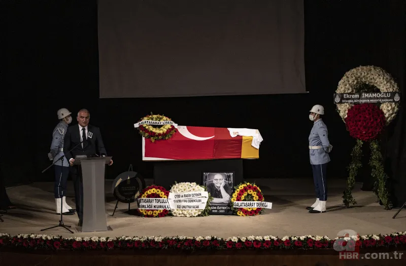 Usta oyuncu Rasim Öztekin’e veda! Gözyaşları içinde uğurlandı 11