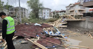 Meteoroloji uyarmıştı: Dalaman’ı hortum vurdu! Çatılar uçtu ağaçlar devrildi