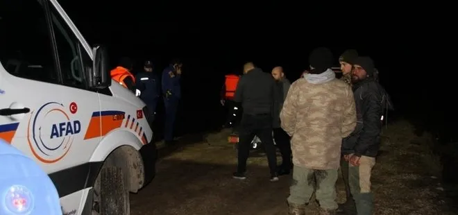 İzmir’de ördek avına çıkan avcıların kayığı battı: 2 ölü