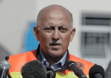 Gazze Belediye Başkanı Sarraj'dan önemli açıklamalar: İşgalci İsrail başaramayacak