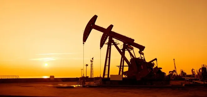OPEC, petrol üretimini kısma kararı aldı