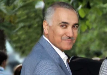 Adil Öksüz hamamda görülmüş