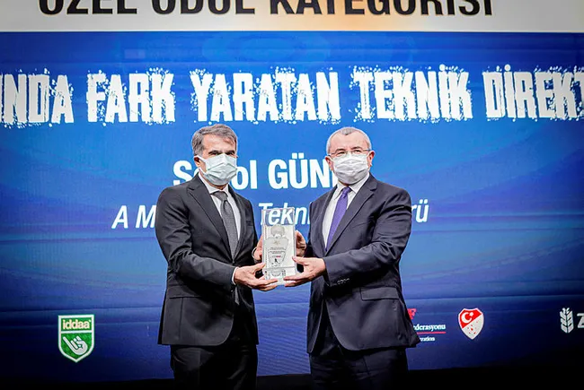 ’Süper Lig’in En İyileri’ Fotomaç Ödül Töreni’nde belli oldu