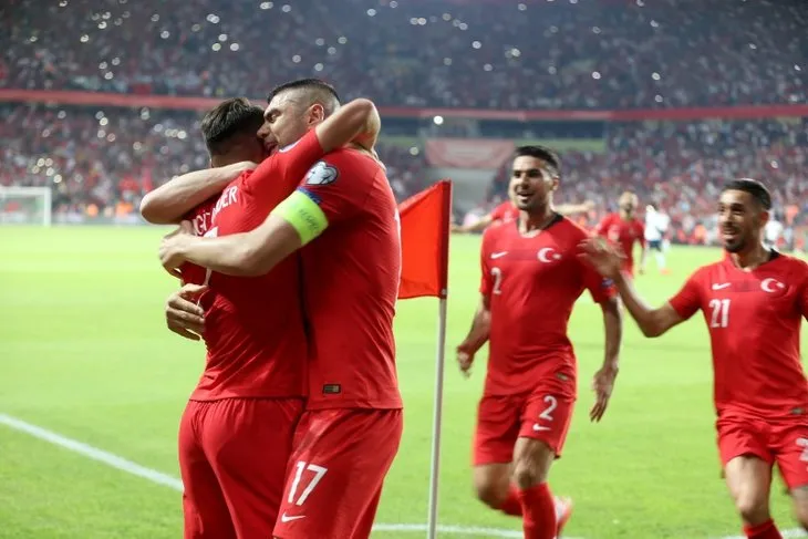 Fransız basını Türkiye’ye övgüler yağdırdı