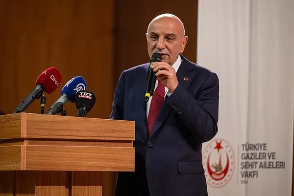 cumhur-ittifakinin-abb-adayi-turgut-altinokyan-yavasa-tepki-askerimizin-polisimizin-kurt-vatandasimizin-katili-1710086896869.jpeg Cumhur İttifakı Ankara adayı Altınok'tan Mansur Yavaş'a salvo: Vatandaşımızın katiline kimse 'Apo Bey' diyemez! - 4