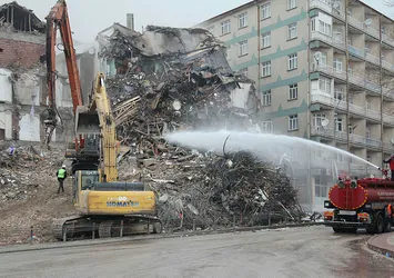 Elazığ ve Malatya’ya 6 bin 400 yeni konut