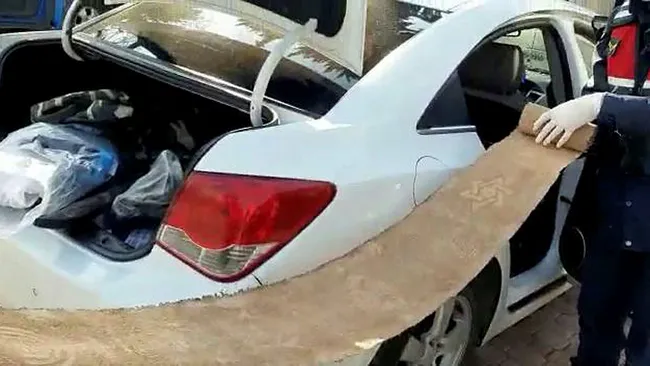 Bursa’da 2 bin yıllık altın işlemeli Tevrat ele geçirildi