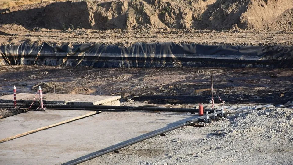 Diyarbakır'da petrol müjdesi bölge halkını sevindirdi: "Buğday, arpa ektiğimiz yerden fışkırdı"