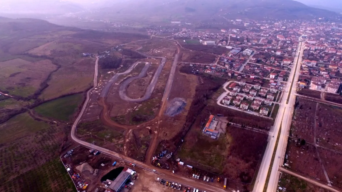 Kenan Sofuoğlu'nun öncülüğüne Düzce'ye motor sporları pisti