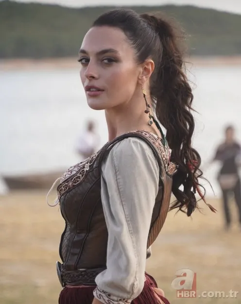 Şımarık'ın Asena'sı Melis Sezen'in erkek kardeşi bakın ne iş yapıyor! 3