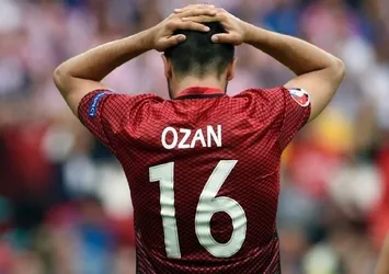 Ozan Tufan İspanya maçında sahada!
