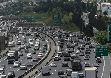 İstanbul'da sabah saatlerinde yoğun trafik