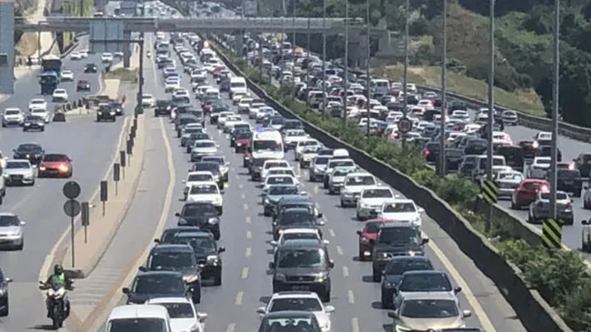 Başkan Erdoğan imzayı attı! Trafik kazalarında can kaybını yüzde 50 azaltacak genelge yayımlandı