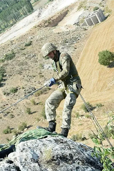 Son dakika: Pençe-Kilit Operasyonu'nda Piyade Uzman Çavuş Murat Yıldırım şehit oldu - 5