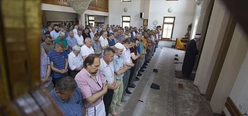 Bosna Hersek ve Sırbistan'da Mursi için gıyabi cenaze namazı