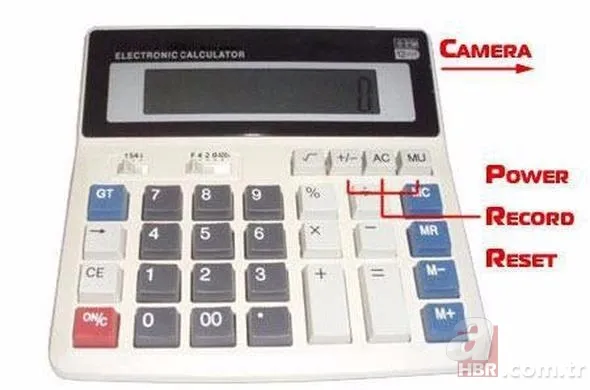 Kravattaki detay herkesi şoke etti