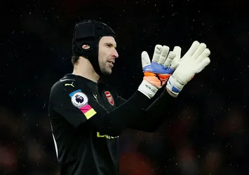 Efsane kaleci Petr Cech'ten Galatasaray sözleri: Bir uçağın yanında durmak gibiydi