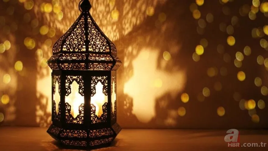 En güzel anlamlı Kadir Gecesi mesajları için tıklayın! 2019 Resimli Kadir Gecesi mesajları ve sözleri! 6