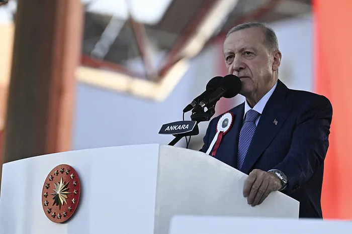 baskan-erdogan-polis-akademisi-mezuniyet-toreninde-konusuyor-1719333102121.jpg Başkan Erdoğan Polis Akademisi Mezuniyet Töreni'nde konuştu - 9