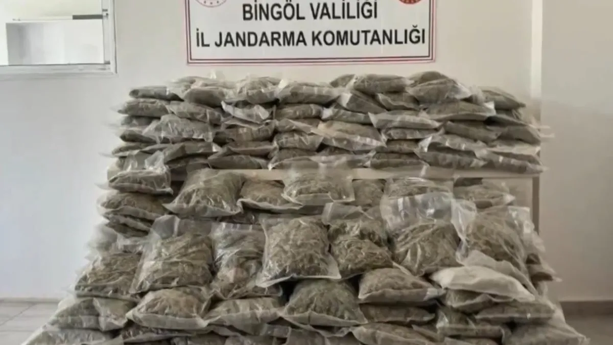 18 ilde uyuşturucu operasyonu! 1 ton 521 kilogram uyuşturucu madde ele geçirildi