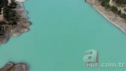 Bursa’nın Salda’sı! Yılda bir kere bu renge dönüyor: Gören dönüp tekrar bakıyor