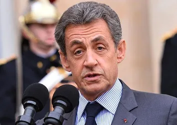 Fransa'da mahkemeden Sarkozy'ye kötü haber