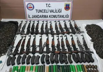 Tunceli'de teröristlere ait 2 silah deposu ele geçirildi