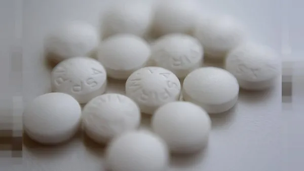 Aspirin hakkında korkutan gerçek! 60 yaş üstüne kritik uyarı! Düşük doz da olsa...