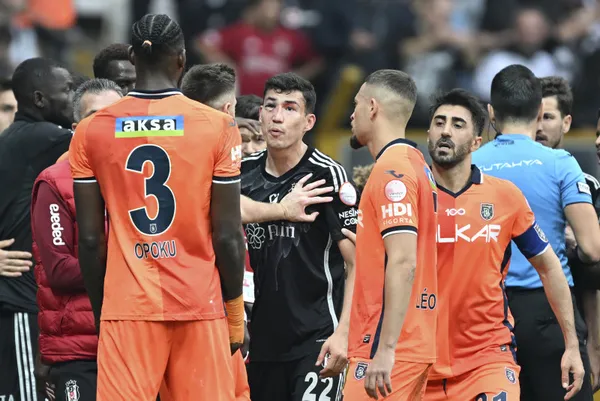 Beşiktaş’ta Bakhtiyor Zaynutdinov gelişmesi! Maskeyle geri döndü