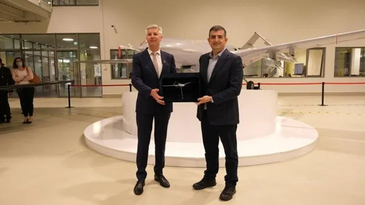 Letonya Türkiye'nin yerli ve milli hamlelerine hayran kaldı! Cezeri ilgi odağı oldu
