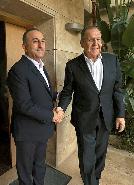 Antalya’da tarihi üçlü zirve! Rusya Dışişleri Bakanı Sergey Lavrov ile Ukrayna Dışişleri Bakanı Dmitro Kuleba ilk kez bir araya geldi