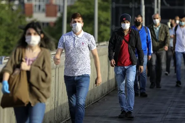 1650123355578.jpg Milyonların beklediği habere günler kaldı! Maske kullanımı zorunluluğu kalkıyor mu? Bilim Kurulu üyesi Mustafa Necmi İlhan'dan umutlandıran sözler - 7